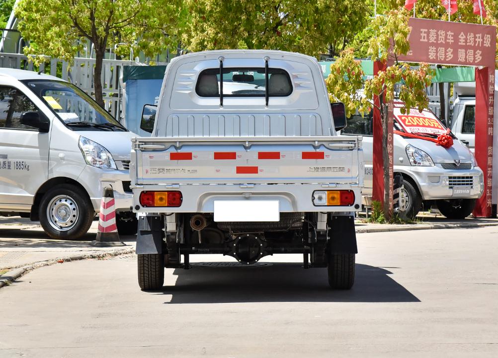五菱荣光小卡到底怎么样,4000块钱五菱荣光小卡