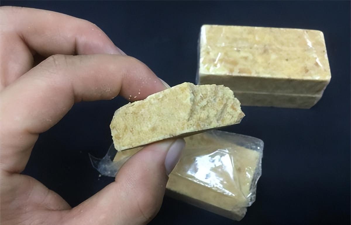 营养最好的军用压缩饼干,压缩饼干军版