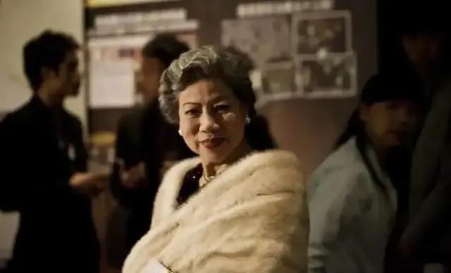 至今未嫁8位大龄女港星,至今十大未婚大龄男港星