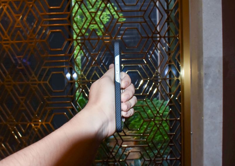 pitaka凯夫拉手机壳评测,超薄凯夫拉手机壳散热怎么样