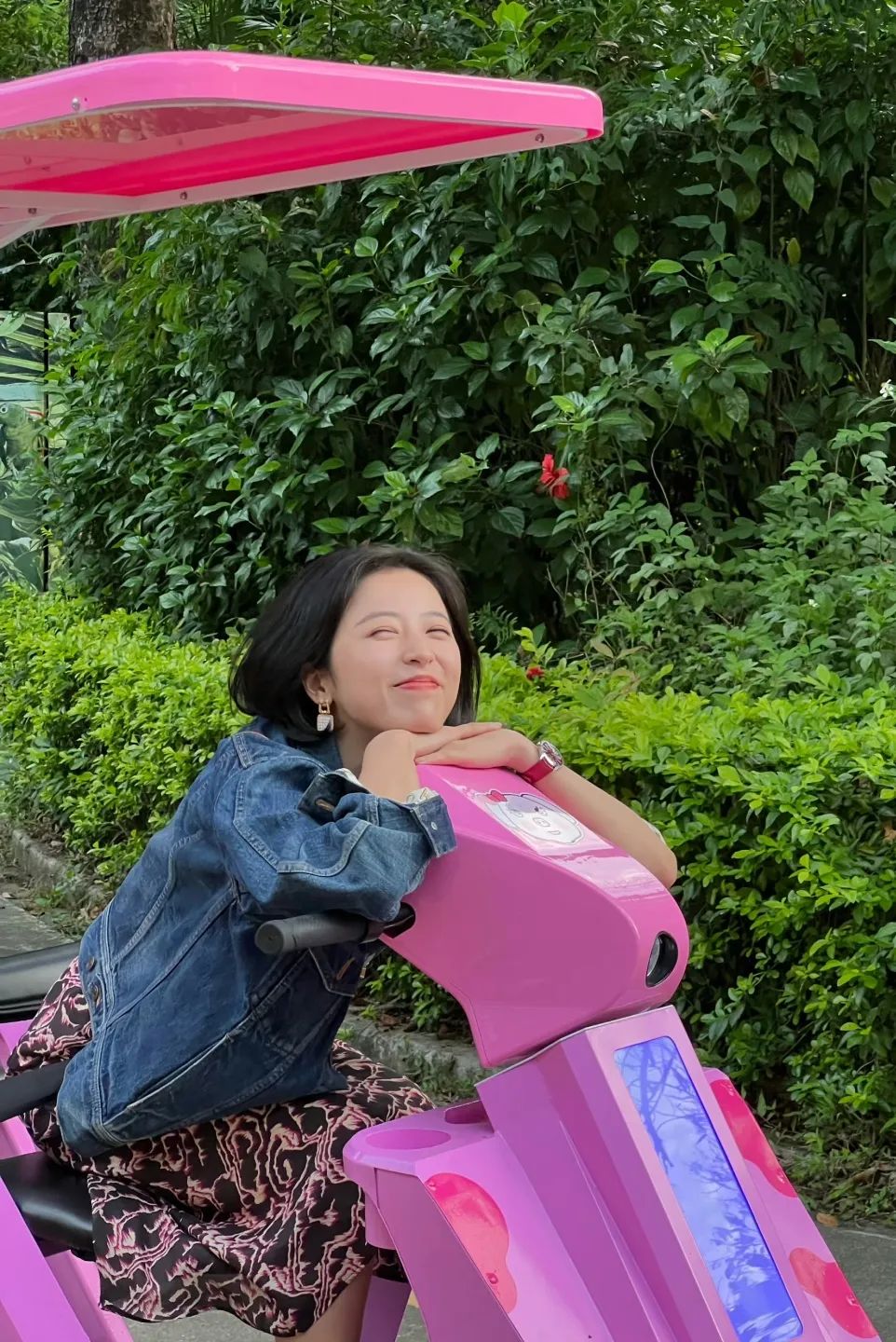 夏天连衣裙这样穿回头率暴增,春天这样穿裙子太美回头率200%