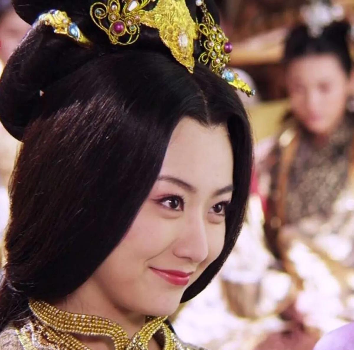 长相妩媚却情史干净的五位女星,不算特别惊艳却能红的五位女星