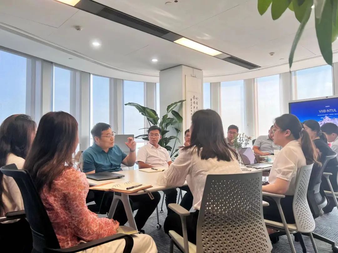 雷石招聘|期待在这个美好的夏天与您相遇！