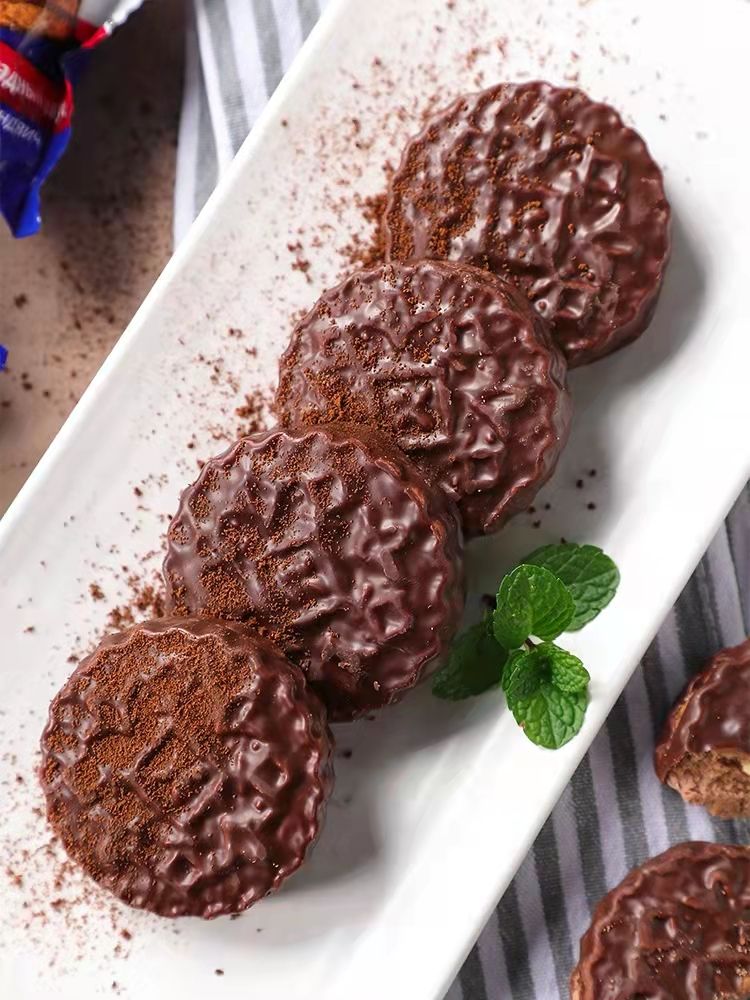 还在买紫皮糖，这几款俄罗斯零食你可不能错过