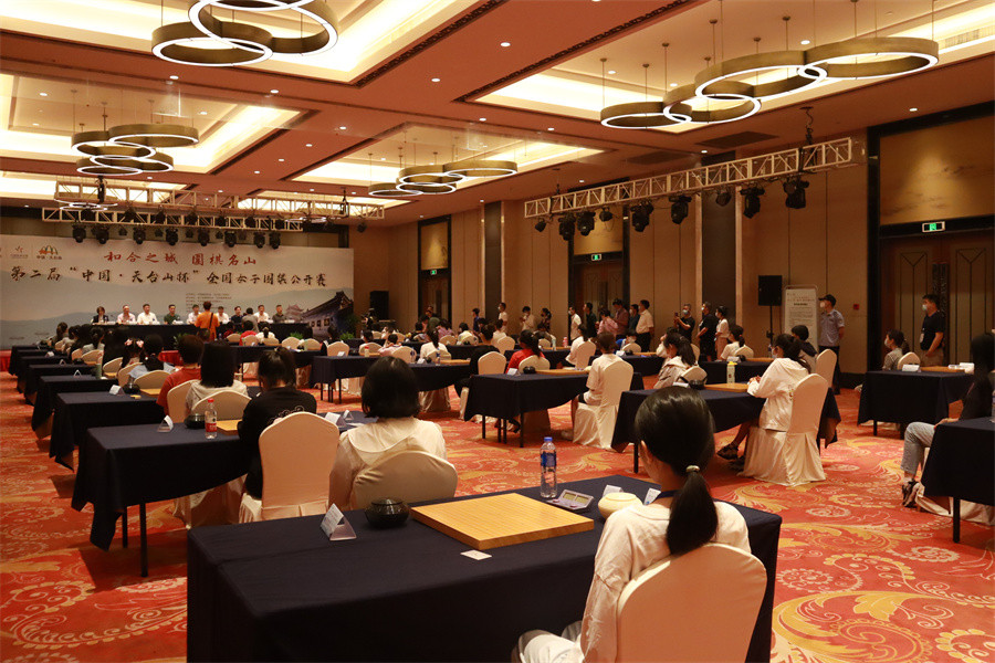 天台山杯吴依铭开门红俞斌：训练是本手比赛下出妙手