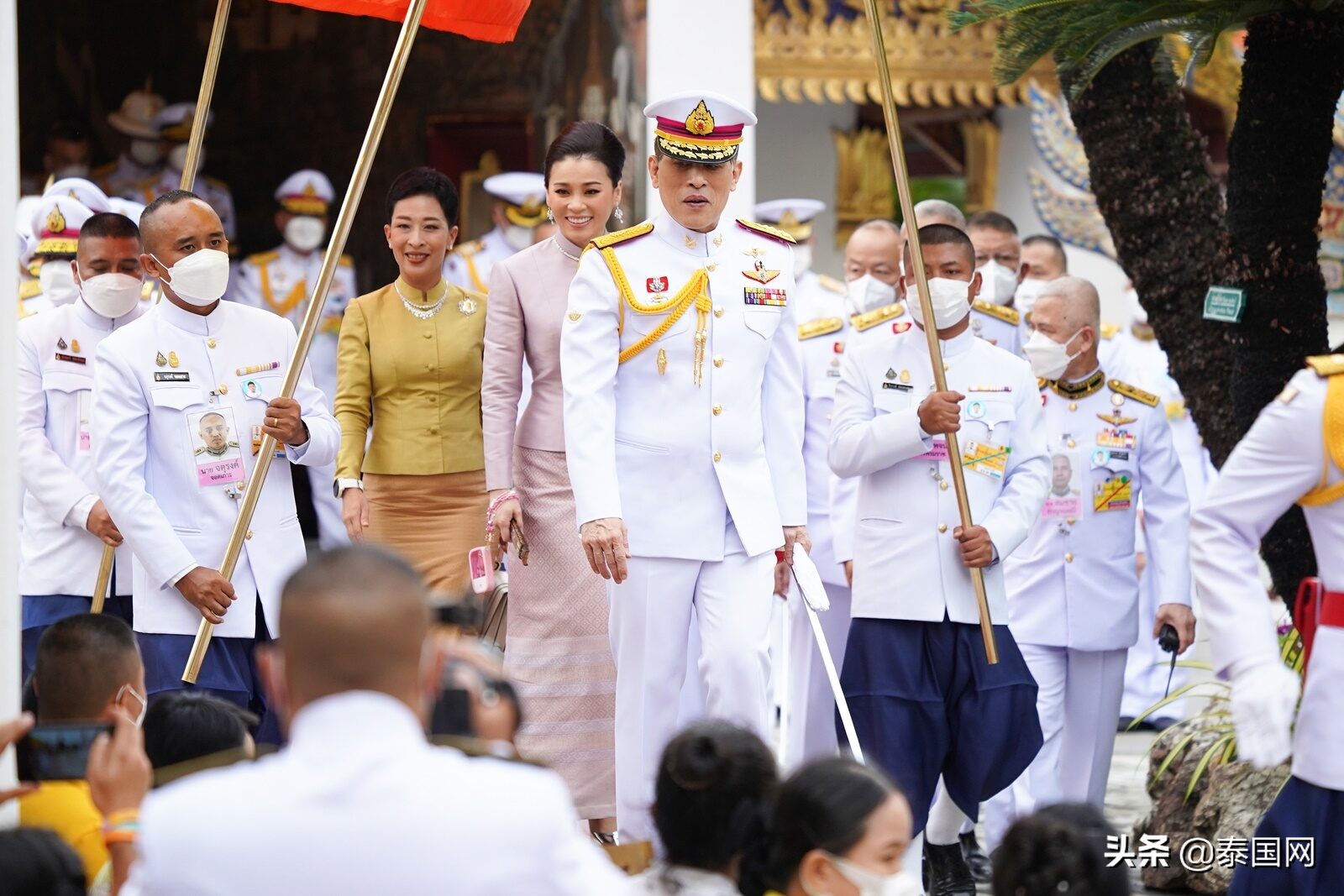 泰国节日三宝佛,泰国免费三宝佛节