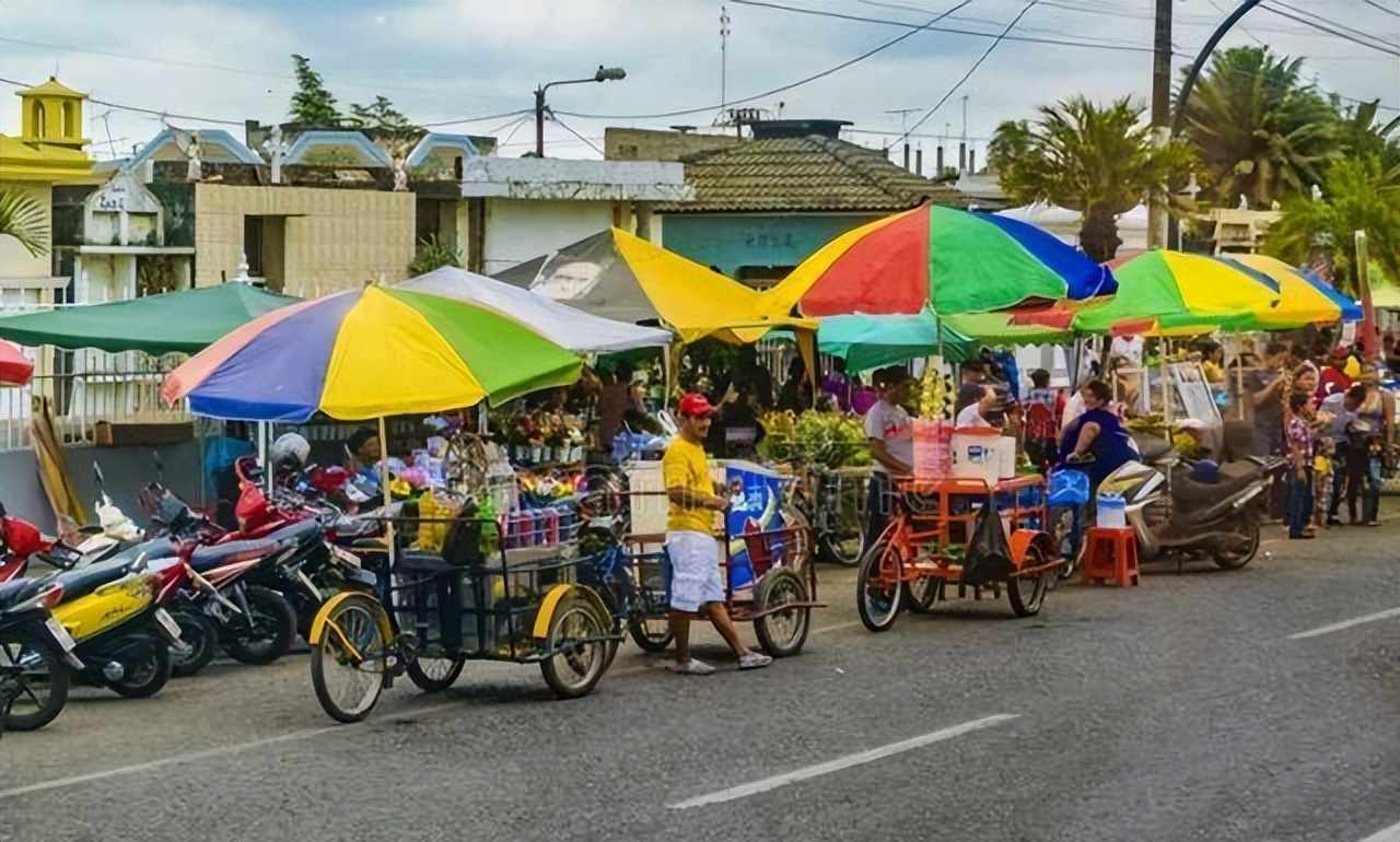 厄瓜多尔的血泪史,了解厄瓜多尔视频