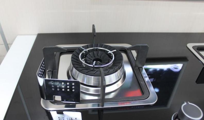 燃气灶300和3千的有什么区别,燃气灶6510与6812区别