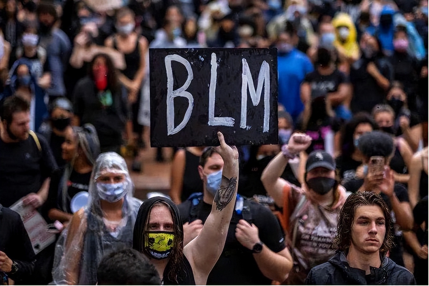 皮肤明明很白被称为黄种人,中国人皮肤为什么叫黄种人