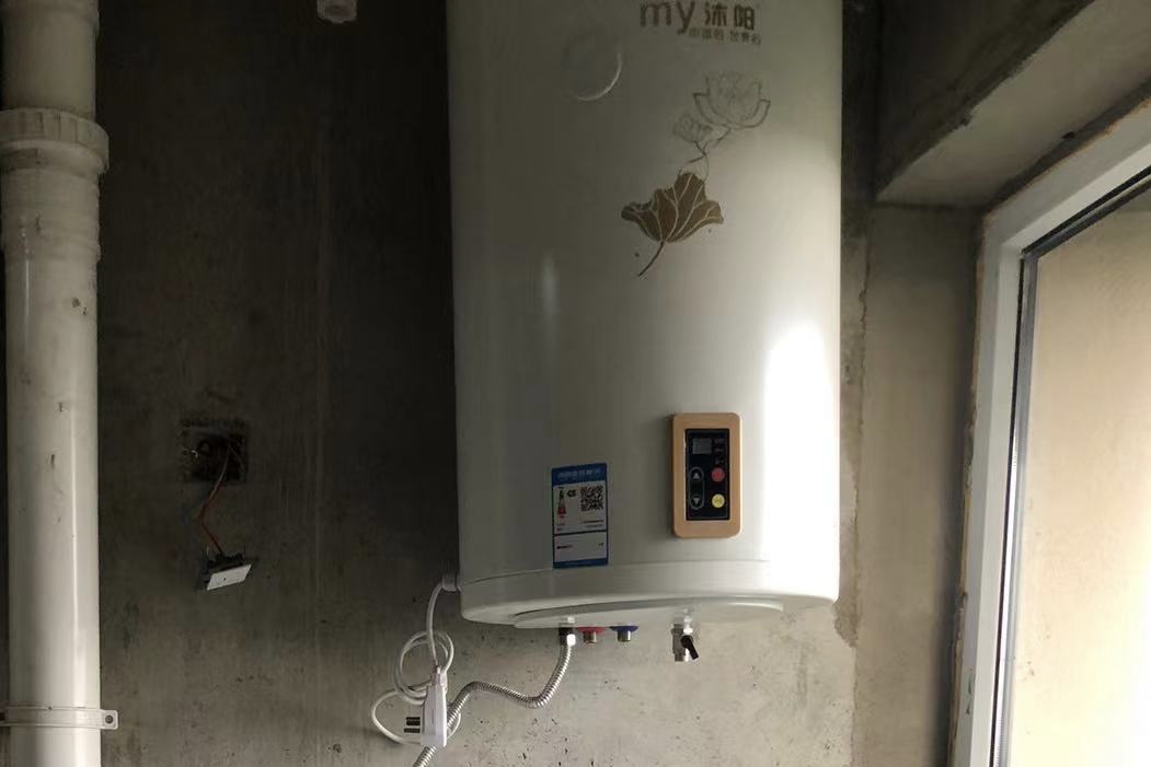 旧燃气热水器怎样安装新热水器,太阳能热水器和燃气热水器拆卸