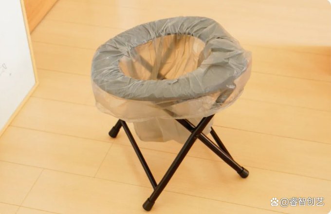 大人可以用的便携式马桶,大小纸巾都可以放美观又实用