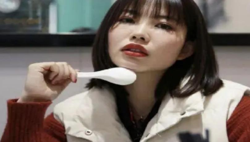 杭州17岁少年保送北大,浙江10岁女孩保送清华