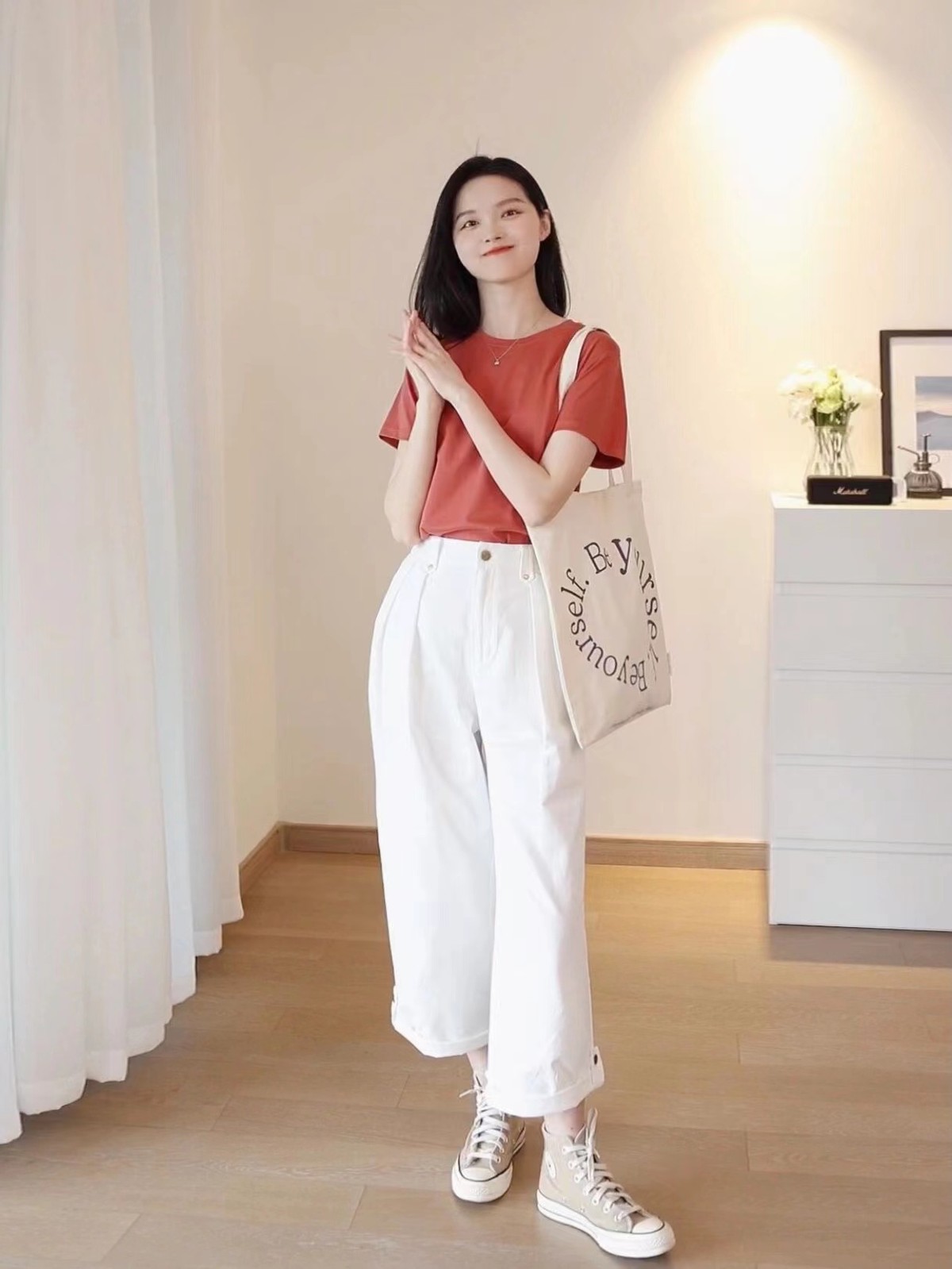 大版卡通t恤女款怎么样搭配,中年女性夏季短袖t恤搭配图片