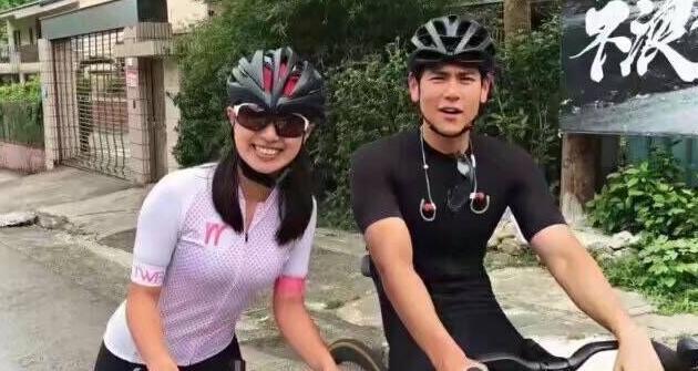 头等舱偶遇彭于晏,彭于晏头等舱碰上白富美电影