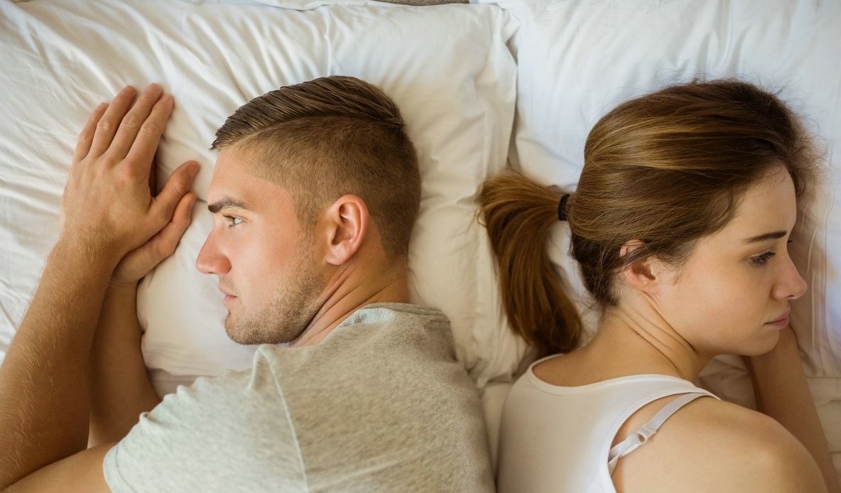 人体润滑剂，对女性伤害大还是对男性？能长期用吗？听医生怎么说