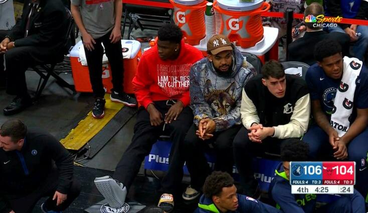 爱德华兹脚踝扭伤复出,爱德华兹扭伤报告