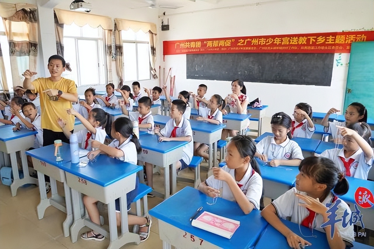 辛巴公益助农活动,辛巴助力乡村公益直播