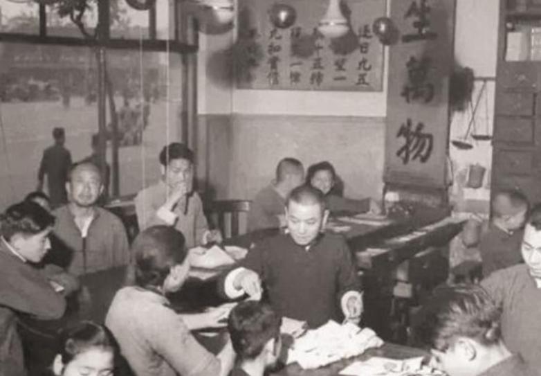 民国时期孤身闯上海靠经商发家,民国借钱最成功案例