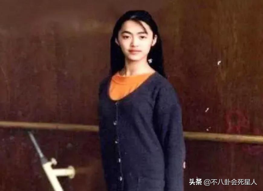 第一眼“丑”，第二眼好看，这7位女星颜值是个谜