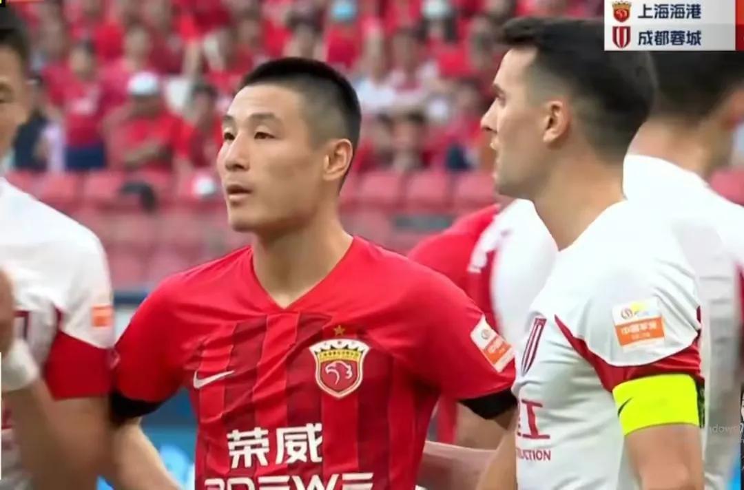 1-0！10打11，成都蓉城91分钟献绝杀！海港吞首败，武磊错失空门