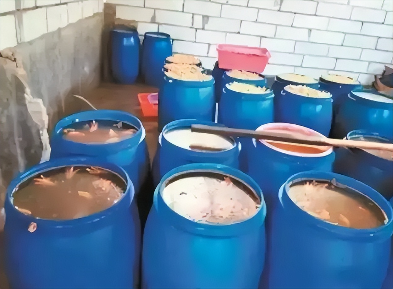 尸体药水泡海鲜，“色素”鸡蛋再现，315未曝光的菜场内幕太吓人