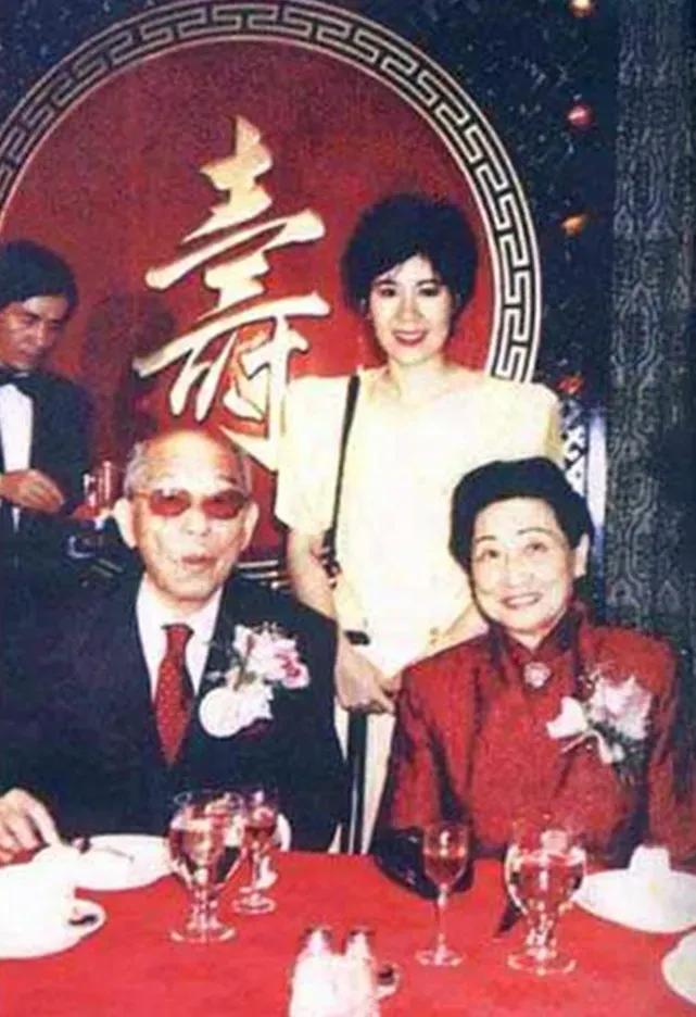 网络评价赵四小姐,赵四小姐是不是被张学良气死的