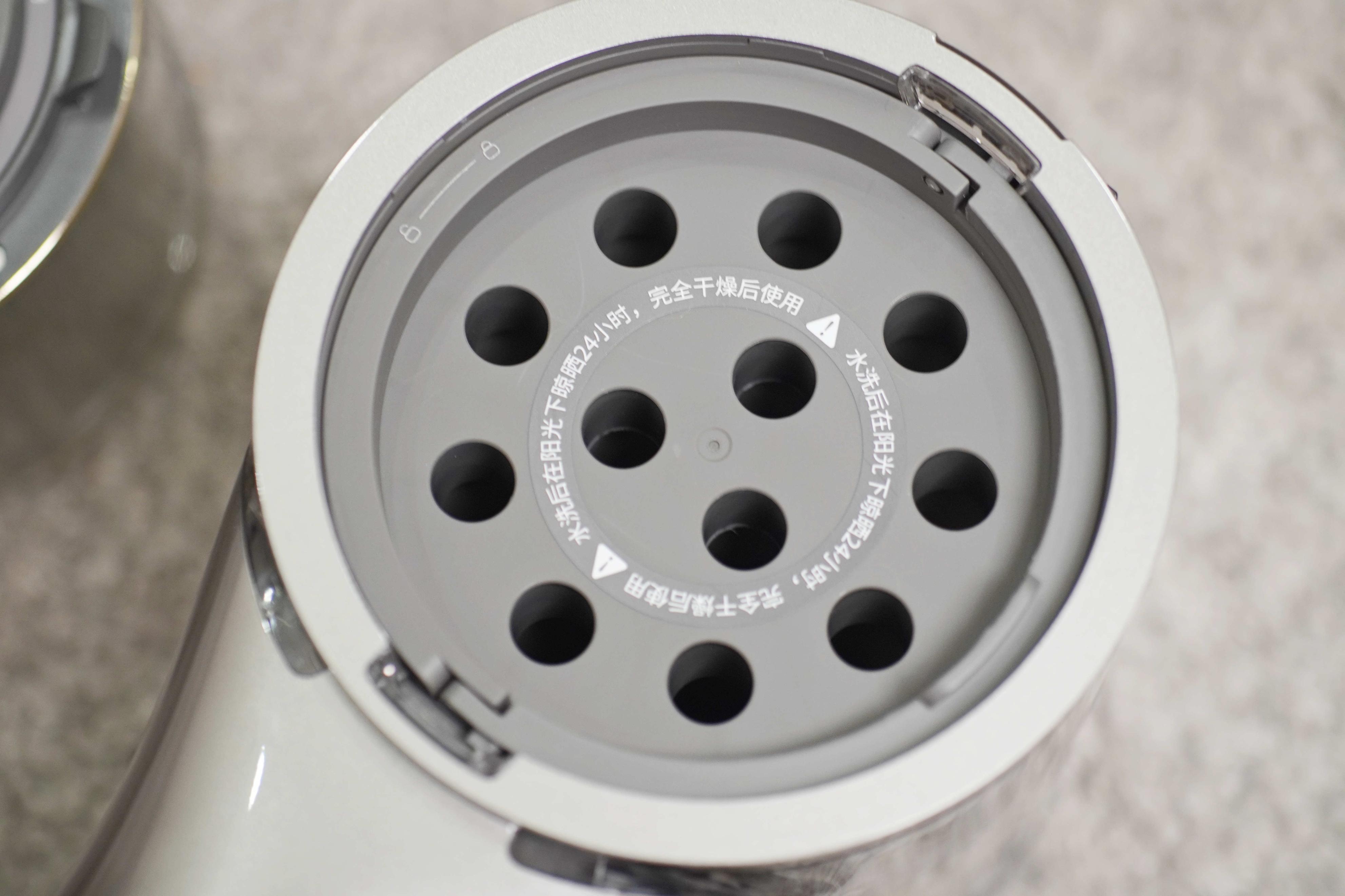 追觅吸尘器v12s和v16s哪个值得买,追觅吸尘器家用无线手持V12