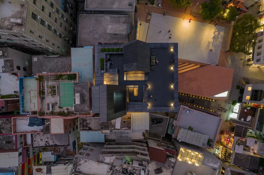 南头古城“有熊”出没，展出旧建筑的新魅力|大观国际