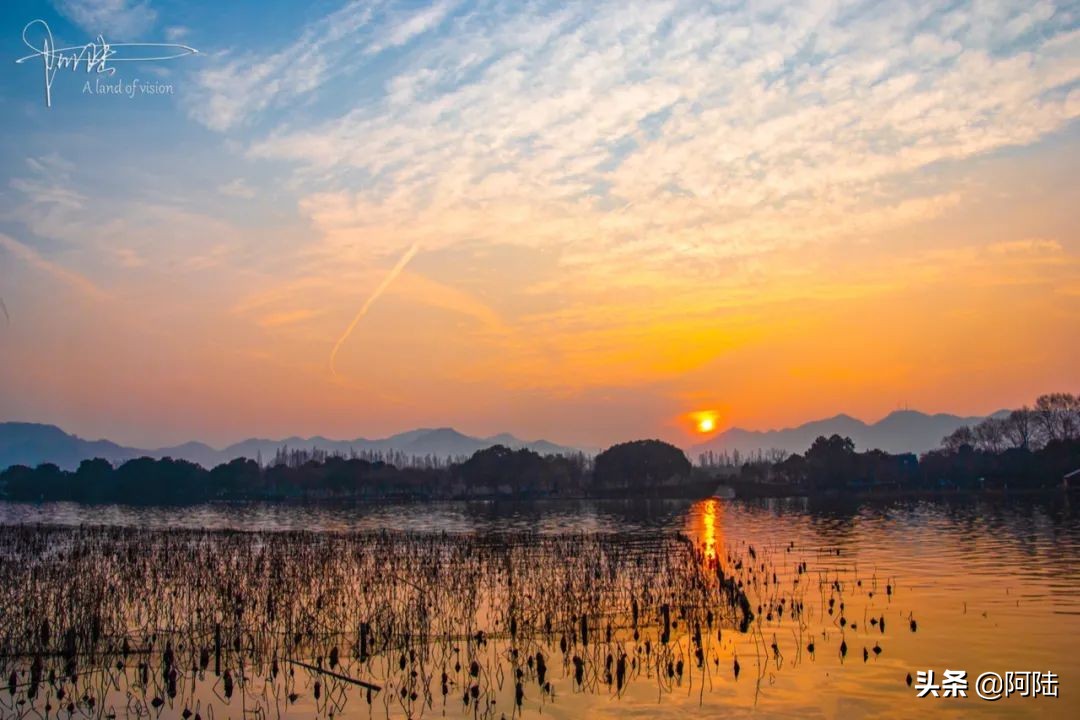 西湖美景哪个季节最好,春天西湖十景更适合游览