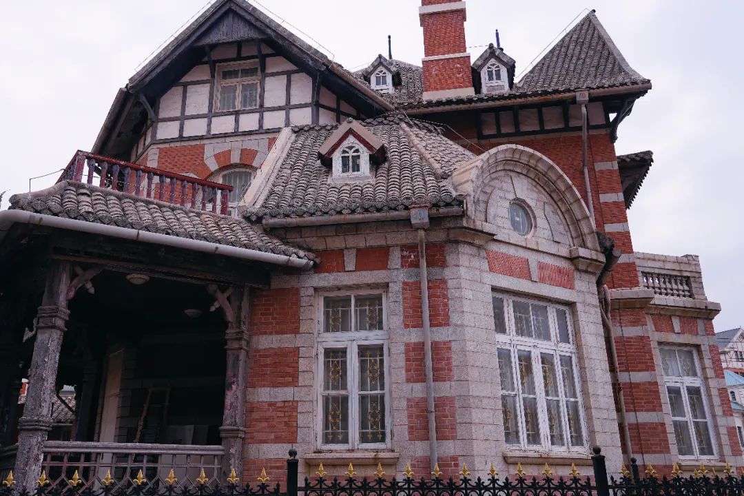 大连旅行怎么玩？这两个特色街区，仿佛出了国，太适合闲逛了！