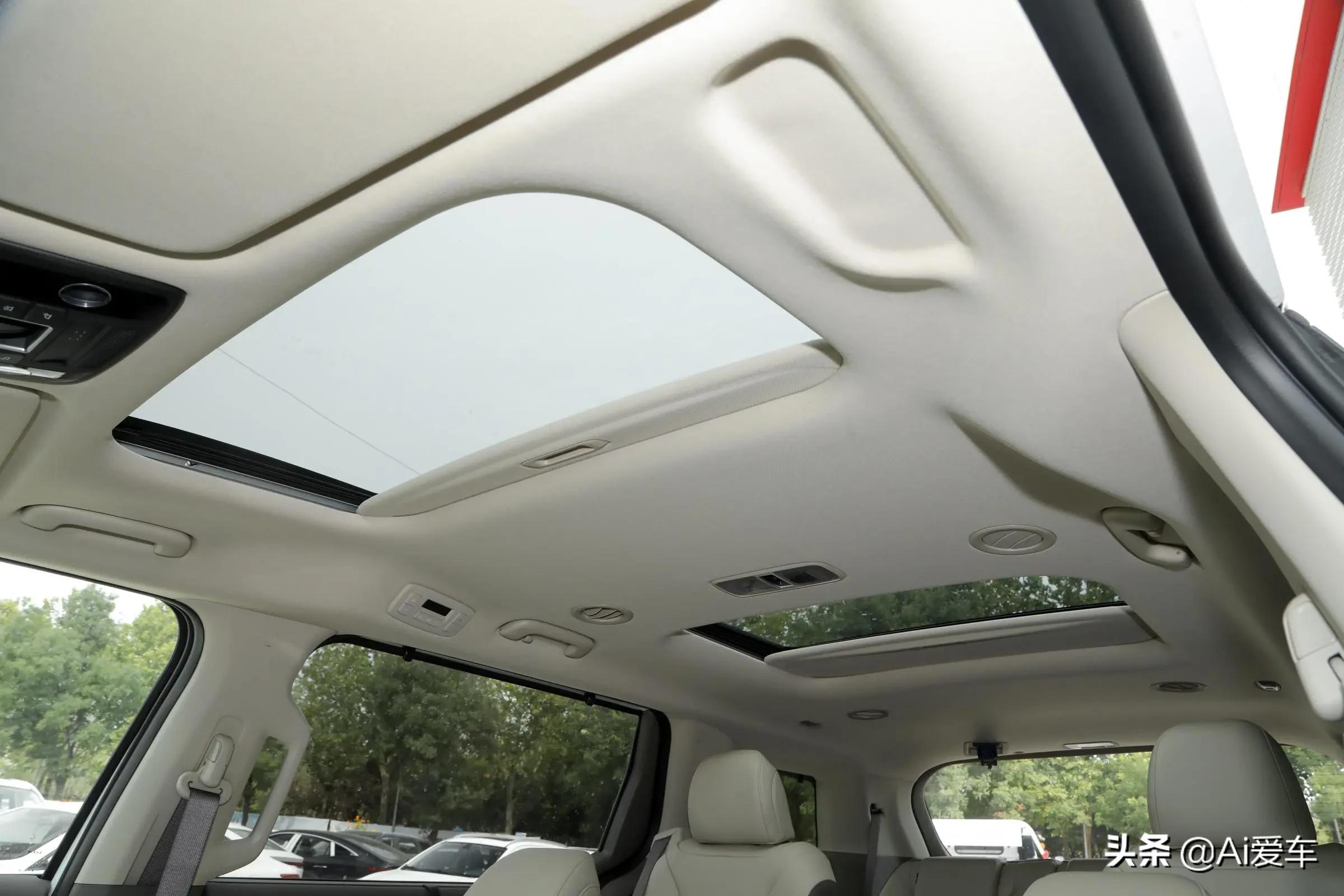 起亚嘉华国产mpv2020款高顶,最新款顶配起亚嘉华mpv