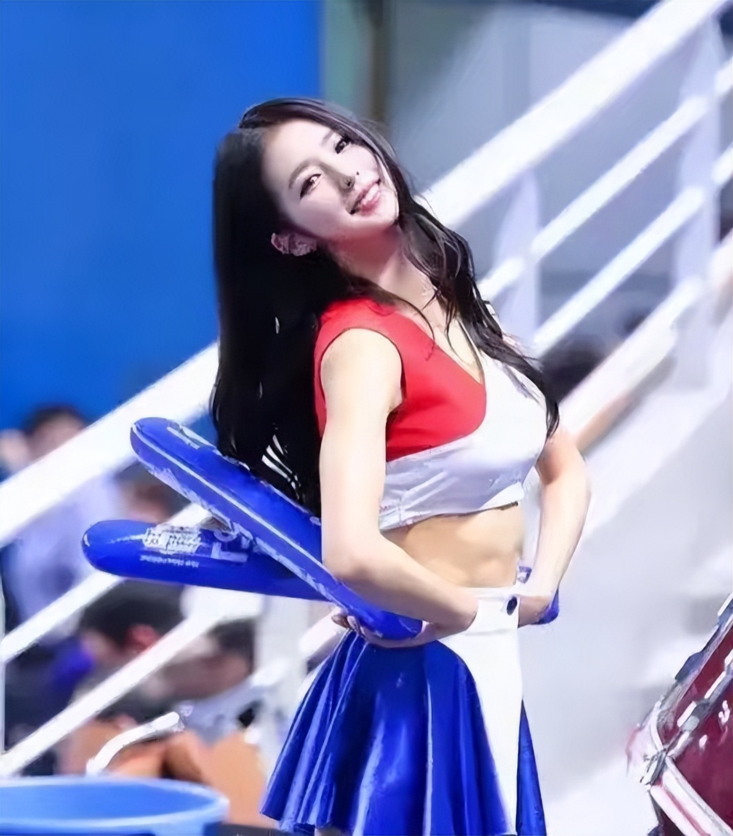 世界杯啦啦队惊艳全场,世界杯啦啦队都是用什么来助阵的