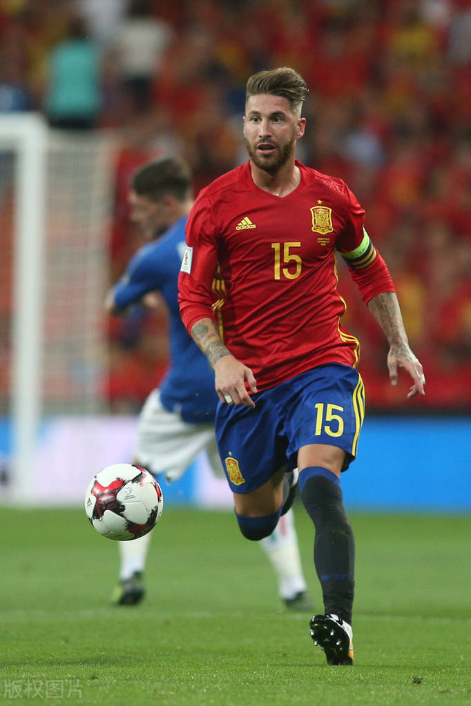 宝刀不老!蒂亚戈.席尔瓦领衔足坛现役35+最强11人皇马成最大赢家