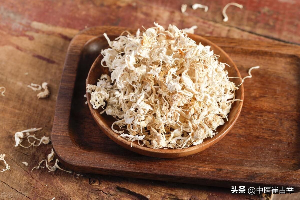 脾虚肾虚引起眼袋黑眼圈吃什么药,眼袋大是肾虚还是脾虚吃什么食材