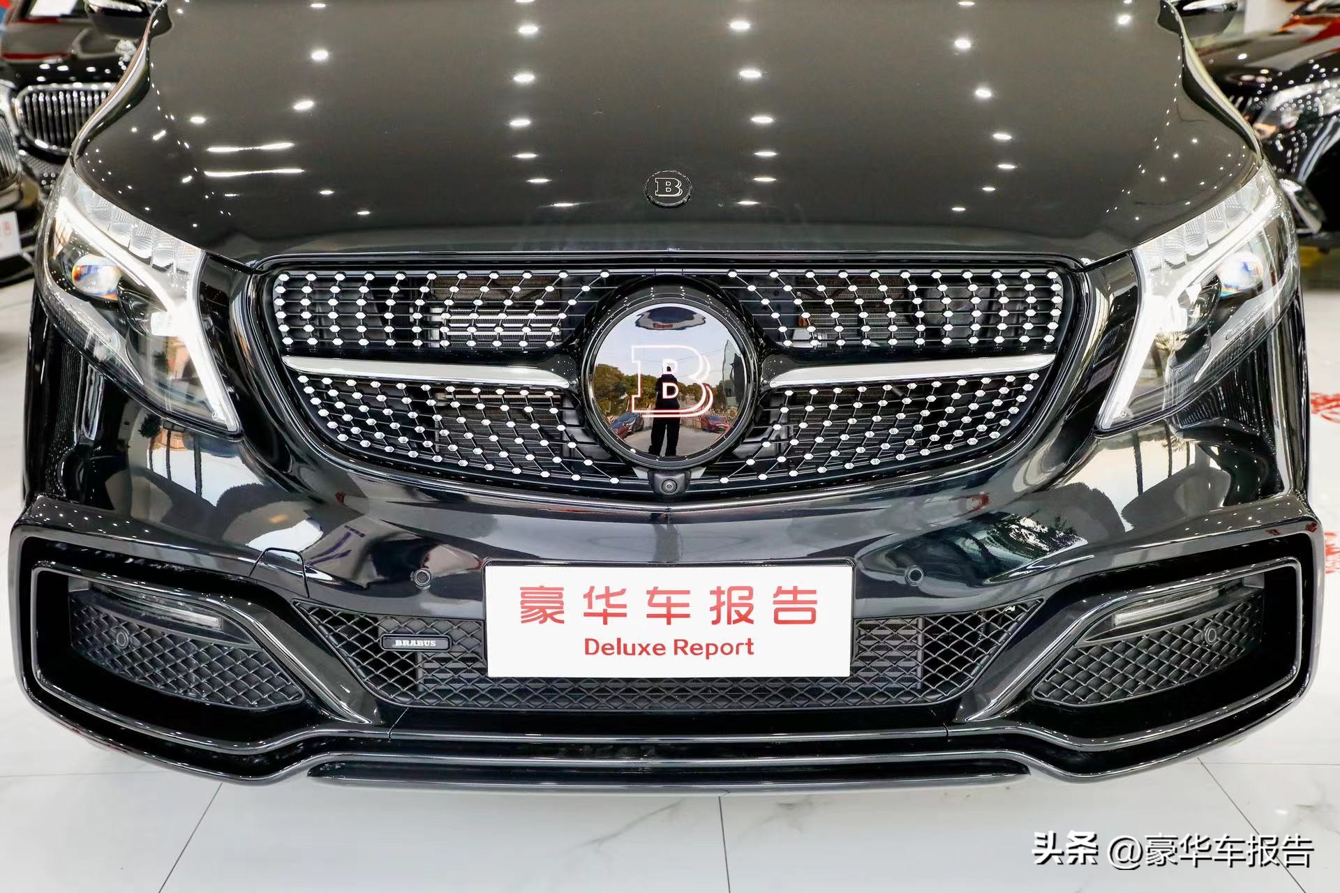 全球顶流商务车的对决!BRABUS和TOPCAR,选双B徽章还是大白鲨?