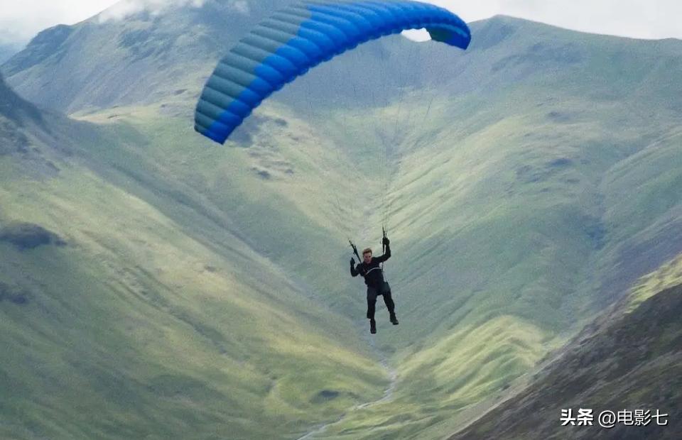 八角笼中一部值得看的电影,电影八角笼跟封神哪个好看