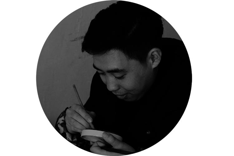 东家APP：在景德镇，捏什么样的瓷器最凡尔赛？