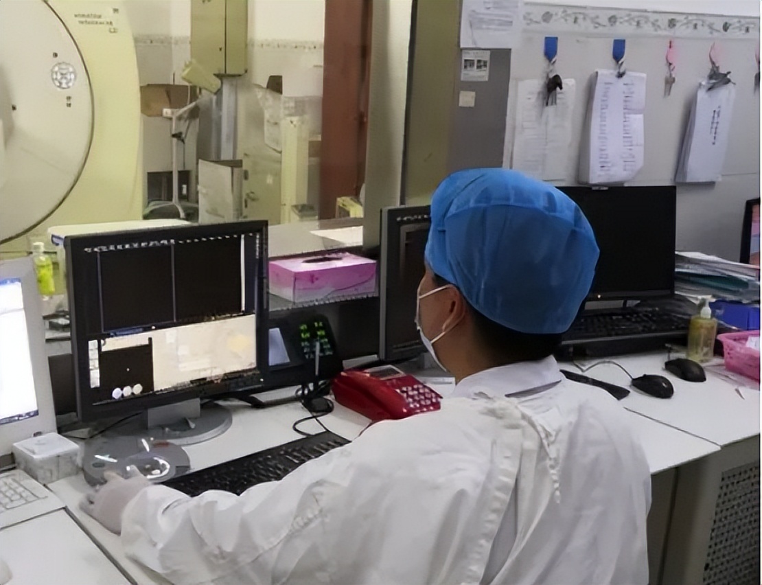 牙根纵裂怎么治疗最好,牙根病变的最好治疗方案