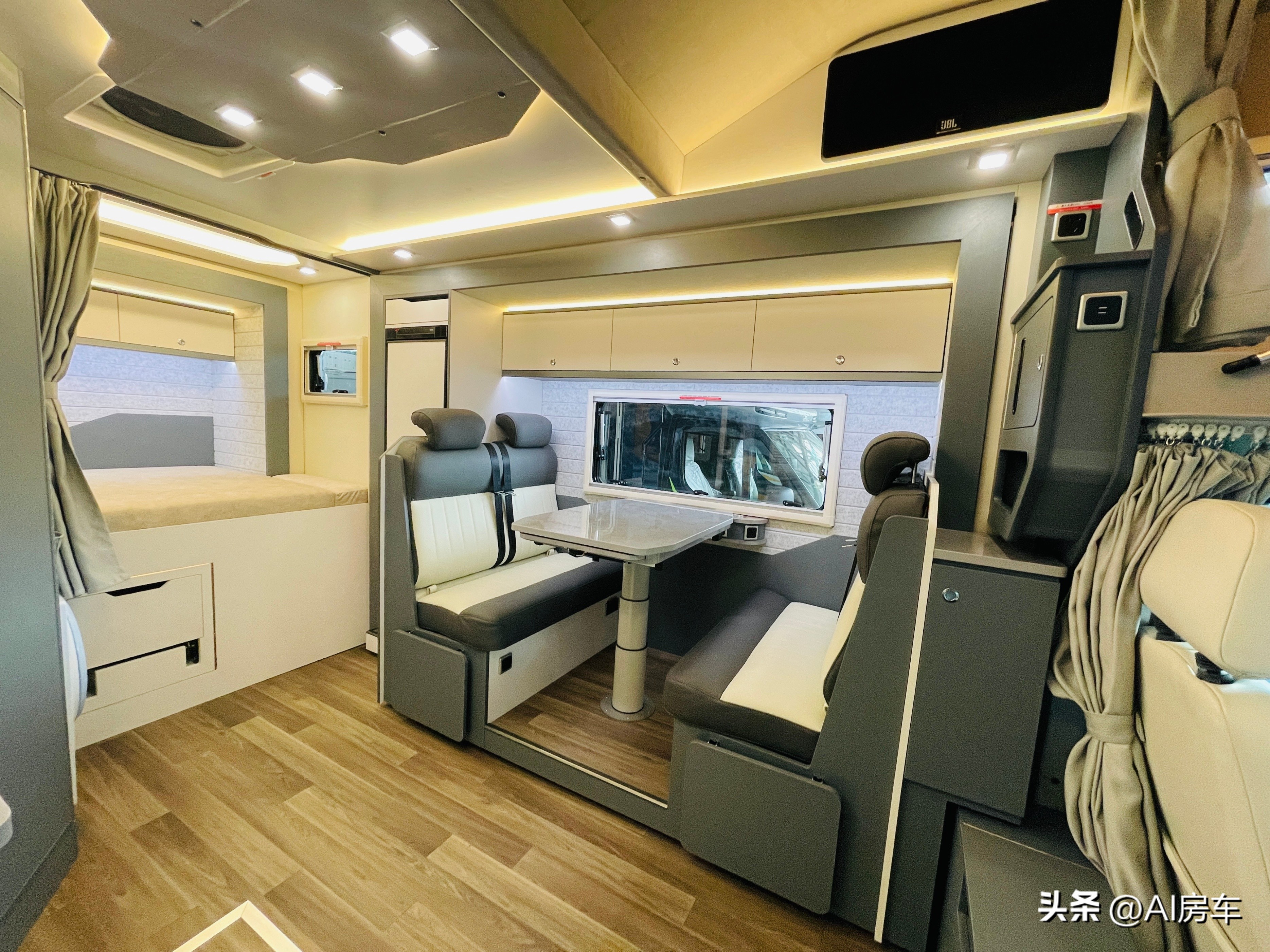 戴德E途SE双拓展房车,e途房车一般是几座