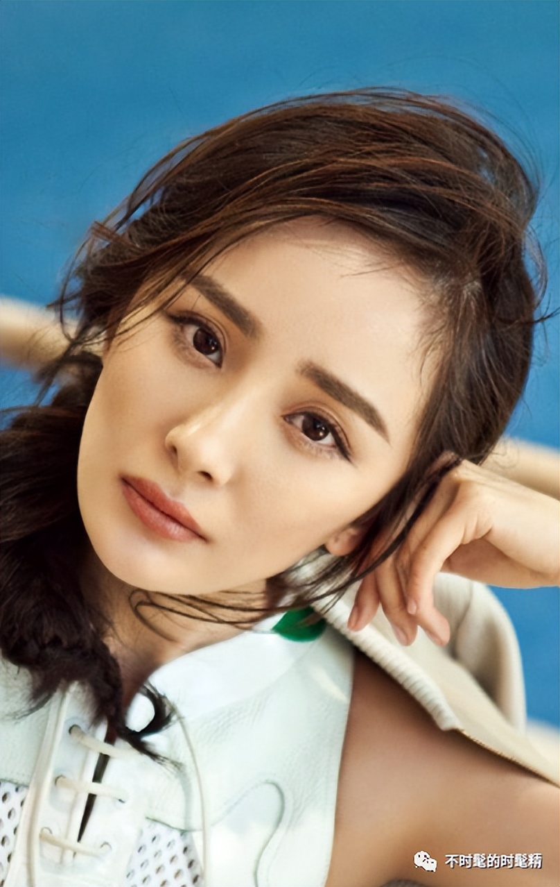 胸大怎么穿衣服不肿,胸大怎样穿衣服才显胸小