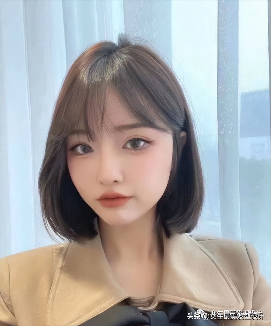 女生又酷又飒齐肩发打理,齐肩短发内扣优雅酷飒发型