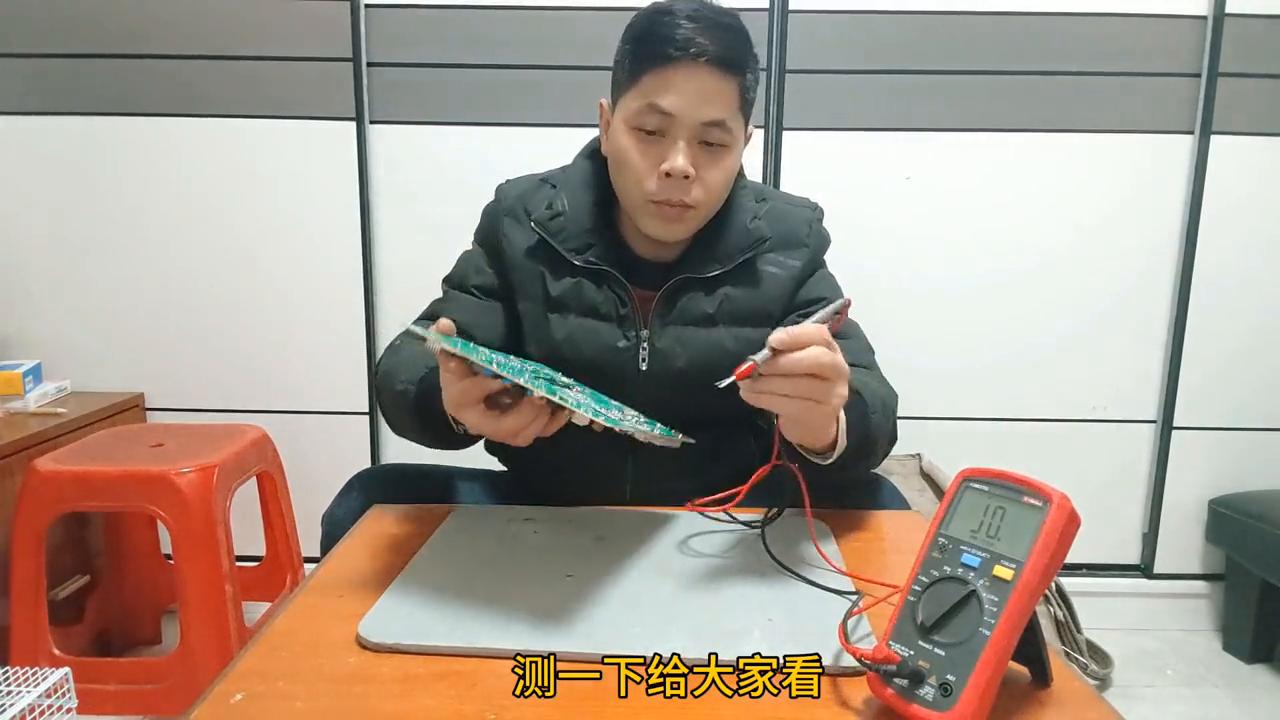 康佳电视不通电维修实例,康佳电视不通电故障维修费用