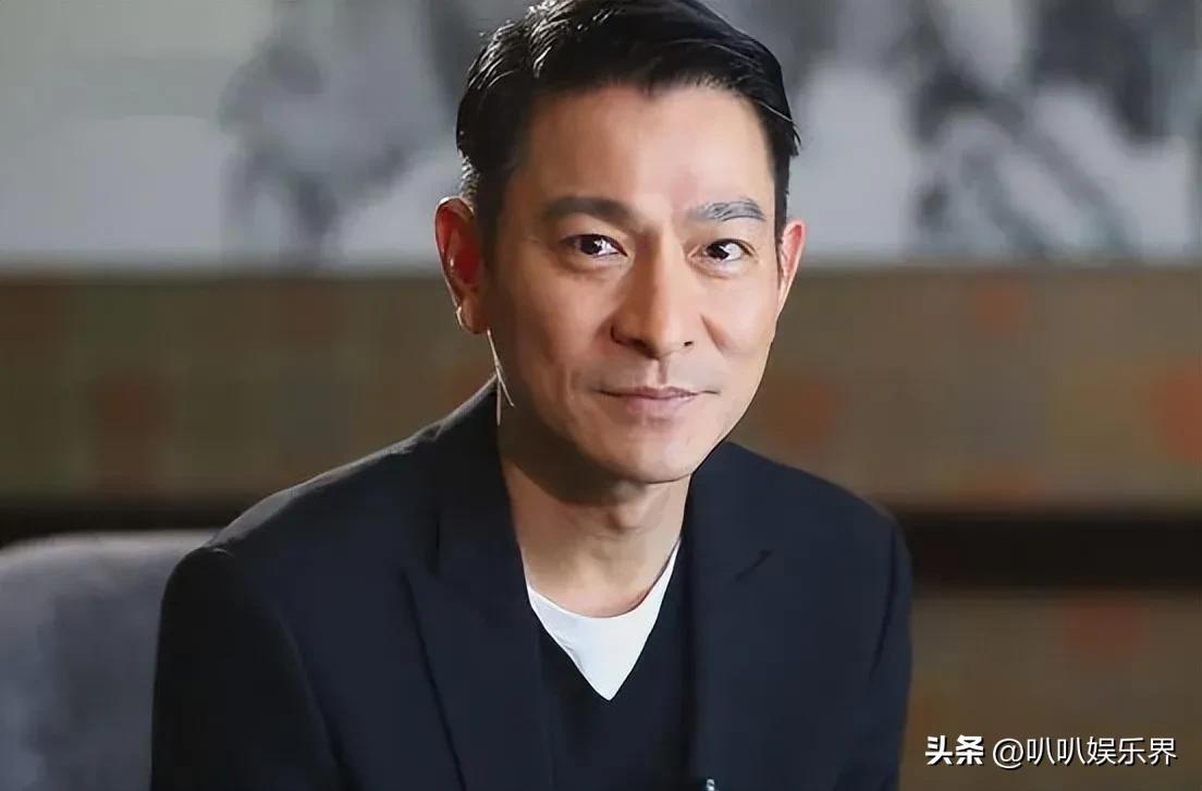 出道40年刘德华凭什么这么红,从年轻到现在的刘德华