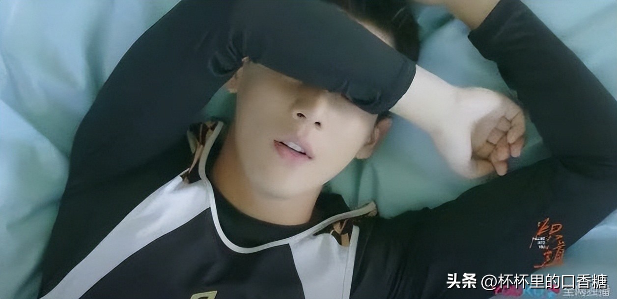 炽道王安宇和金晨引体向上,炽道王安宇和金晨在一起