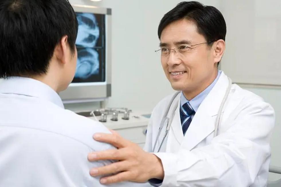 早晨起来眼皮肿、眼袋大?中医告诉你哪里出了问题,如何解决