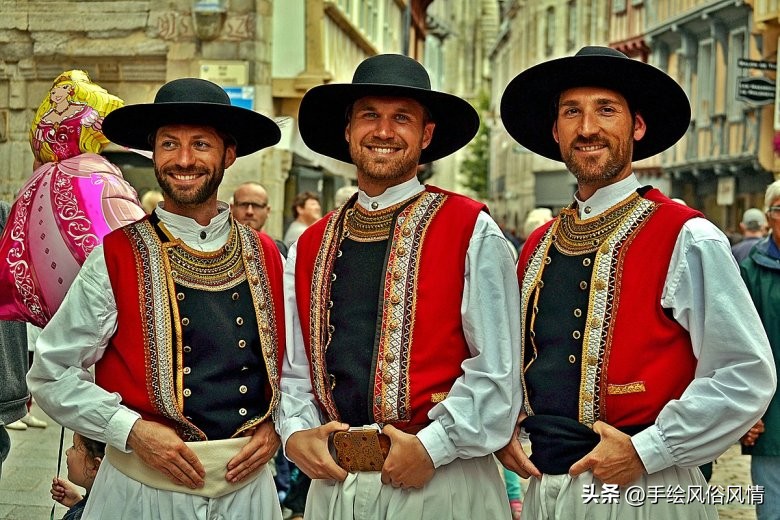 法国民族服装,法国和沙俄军服