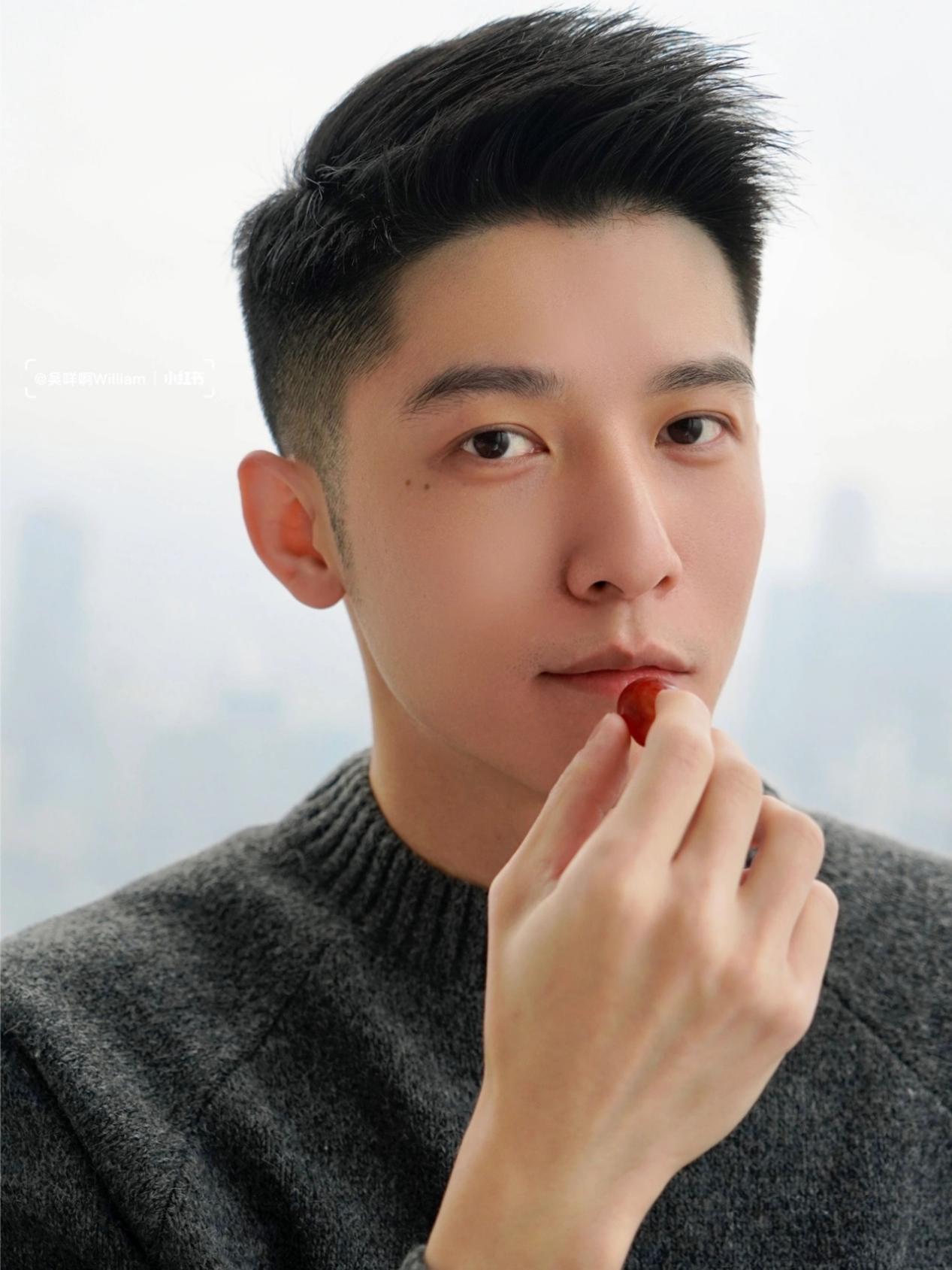 男生洗面奶去黑头控油收缩毛孔 (男生祛痘控油洗面奶爵威尔)