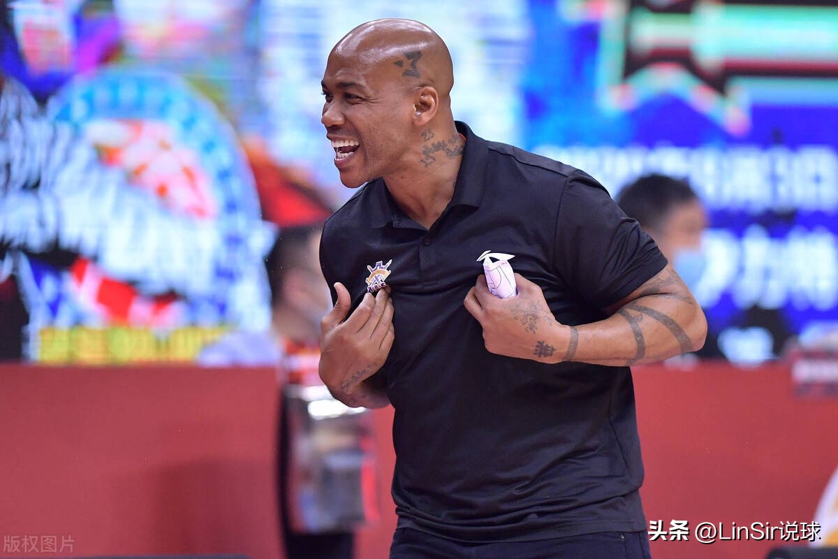 马布里北京主教练,北京男篮教练马布里去哪了