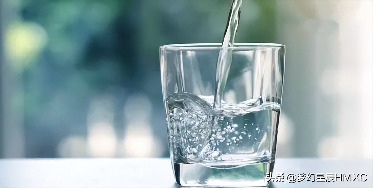 口红怎么用才能减少对嘴唇的伤害,什么口红保养嘴唇最好用