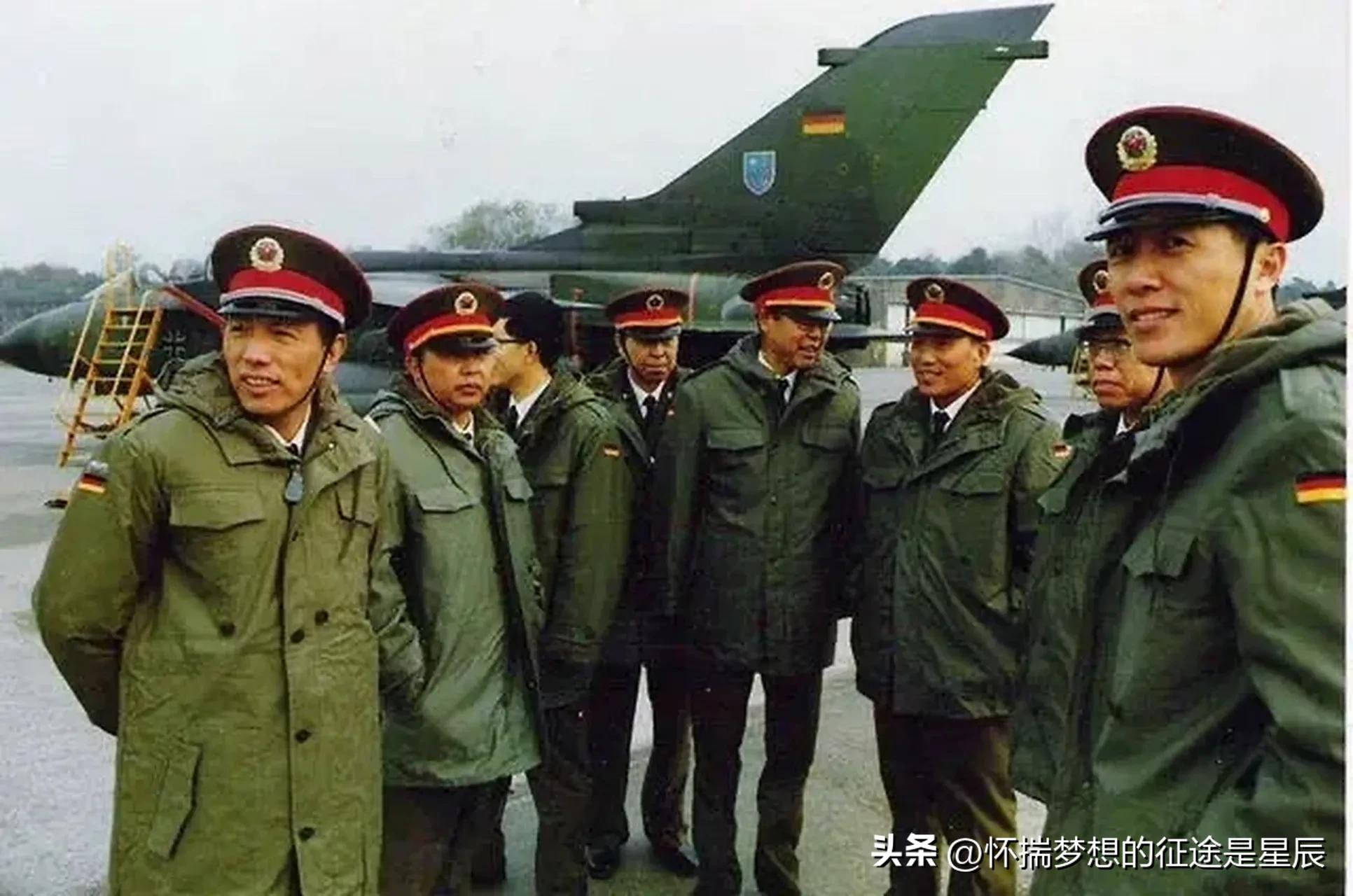 解放军混搭风格,解放军混搭迷彩